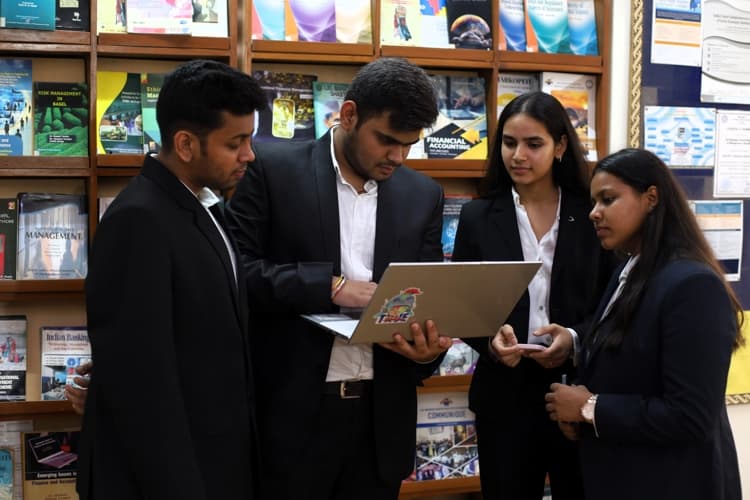 LBSIM Delhi Students photo 4